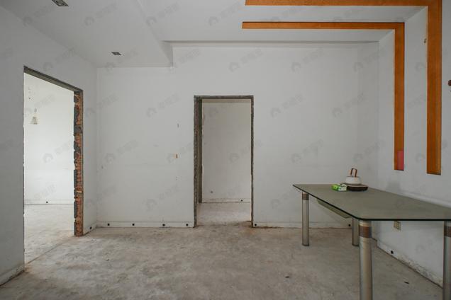 北京南4室2厅百合苑4室2厅 | 139.18㎡ | 南 | 百合苑中楼层/共11层