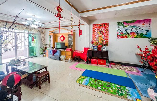 北京南4室2厅日辉小区4室2厅 | 224㎡ | 南 | 日辉小区高楼层/共6层