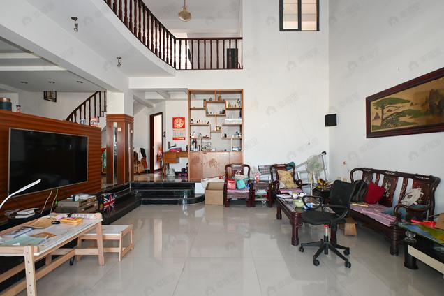 北京南北5室2厅汇创名居一期5室2厅 | 187㎡ | 南 北 | 汇创名居一期高楼层/共9层