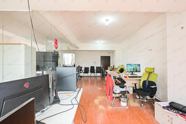 北京西北2室2厅皇岛中环2室2厅 | 87.7㎡ | 西 北 | 皇岛中环中楼层/共18层