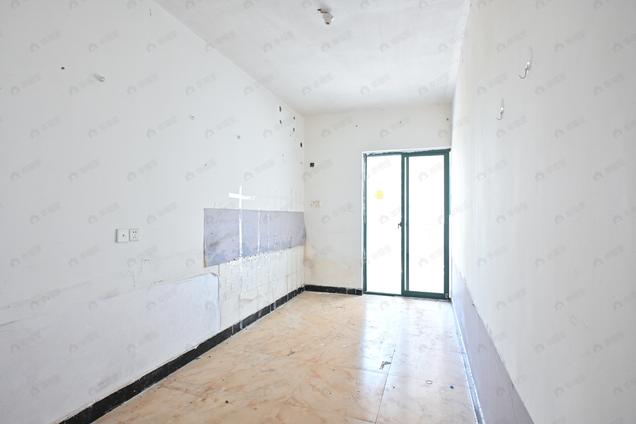 北京东南北4室2厅东方名城五郡4室2厅 | 162㎡ | 东 南北 | 东方名城五郡低楼层/共32层