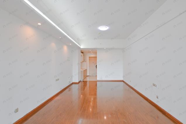 北京南1室1厅富力中心C区1室1厅 | 57.35㎡ | 南 | 富力中心C区中楼层/共21层