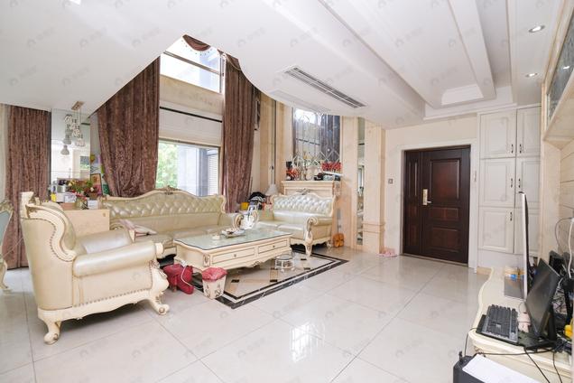 北京南北4室2厅融信大卫城B区4室2厅 | 146㎡ | 南 北 | 融信大卫城B区低楼层/共16层