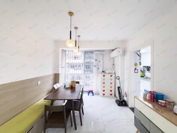 北京南北3室1厅灵响小区3室1厅 | 96.82㎡ | 南 北 | 灵响小区中楼层/共8层