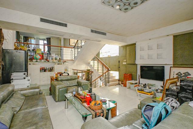 北京东3室1厅居住主题公园1期桂湖南郡3室1厅 | 177.22㎡ | 东 | 居住主题公园1期桂湖南郡低楼层/共1层