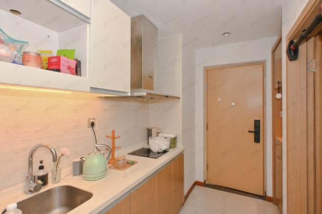 北京南北1室1厅富力中心C区1室1厅 | 58㎡ | 南 北 | 富力中心C区高楼层/共21层