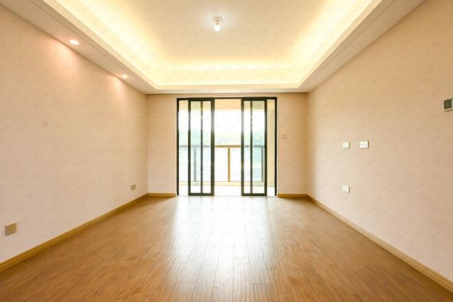 北京东南北3室2厅泰禾桂山院子3室2厅 | 123㎡ | 东 南北 | 泰禾桂山院子中楼层/共17层