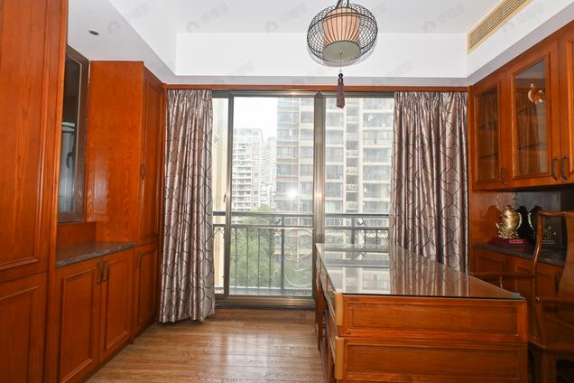 北京南北4室2厅融侨观邸2期4室2厅 | 178.84㎡ | 南 北 | 融侨观邸2期低楼层/共32层