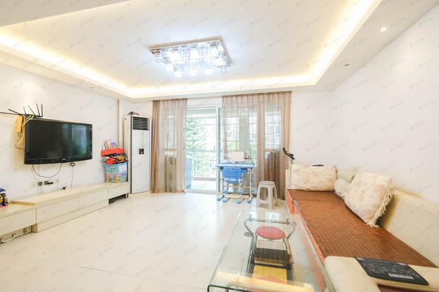 北京南北3室2厅金山碧水三期春晓苑3室2厅 | 130㎡ | 南 北 | 金山碧水三期春晓苑中楼层/共6层