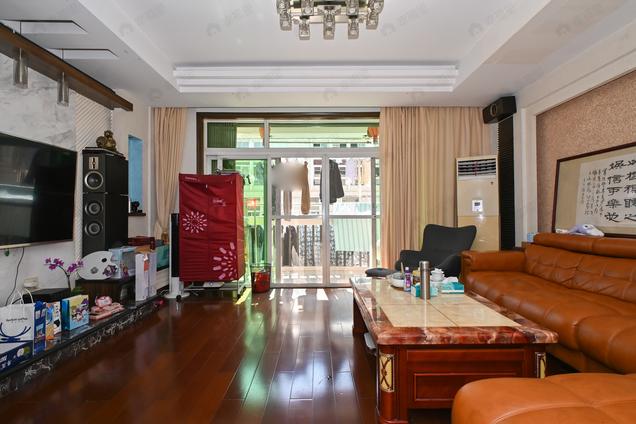 北京南北4室2厅金山碧水一期雨桐苑4室2厅 | 140.37㎡ | 南 北 | 金山碧水一期雨桐苑中楼层/共7层