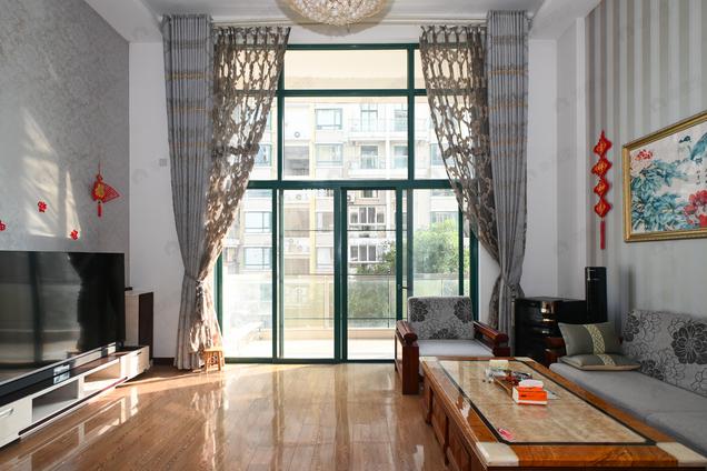 北京南北4室2厅香江明珠4室2厅 | 153.76㎡ | 南 北 | 香江明珠中楼层/共7层