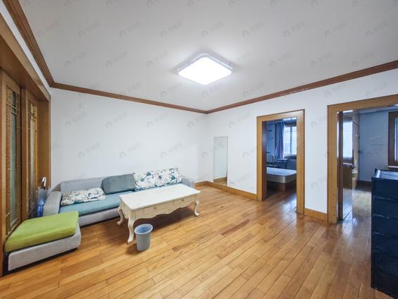 北京南3室2厅空港公寓3室2厅 | 95㎡ | 南 | 空港公寓中楼层/共8层