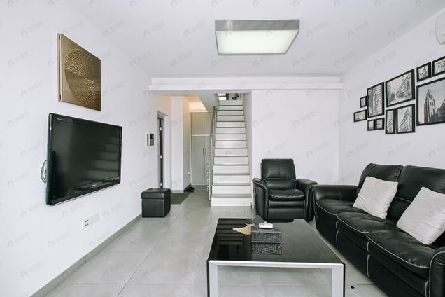 北京南北3室2厅罗马生态园3室2厅 | 109.4㎡ | 南 北 | 罗马生态园高楼层/共6层