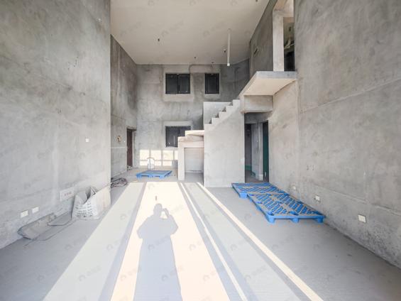 北京南4室2厅海润滨江花园B区4室2厅 | 170㎡ | 南 | 海润滨江花园B区中楼层/共31层