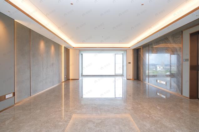 北京东4室0厅融侨外滩壹号4室0厅 | 309.13㎡ | 东 | 融侨外滩壹号中楼层/共40层