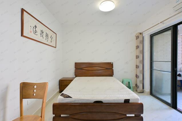 北京东南1室1厅鼓楼里1室1厅 | 30㎡ | 东 南 | 鼓楼里中楼层/共8层