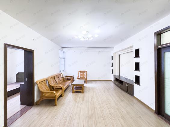 福州南北3室2厅车桥厂宿舍3室2厅 | 128.55㎡ | 南 北 | 车桥厂宿舍高楼层/共7层