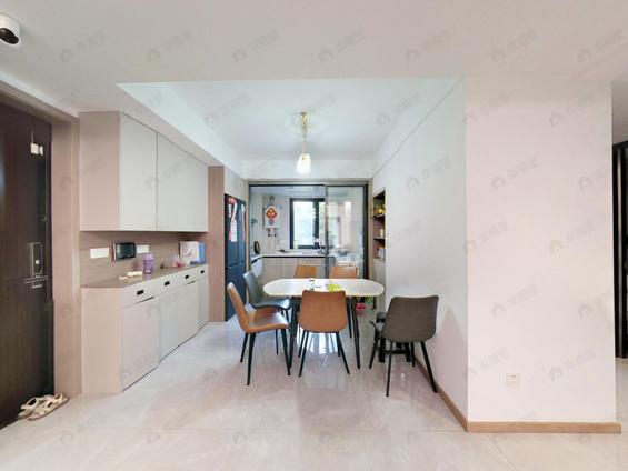 北京信达外滩府3室2厅122.68平低楼层/共18层