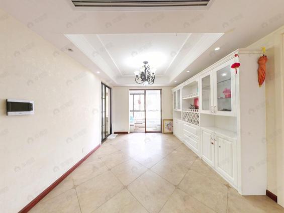 北京伟星金域华府3室2厅143.91平低楼层/共25层