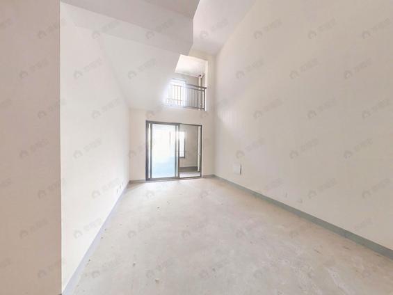 北京伟星天境1室1厅101平低楼层/共26层