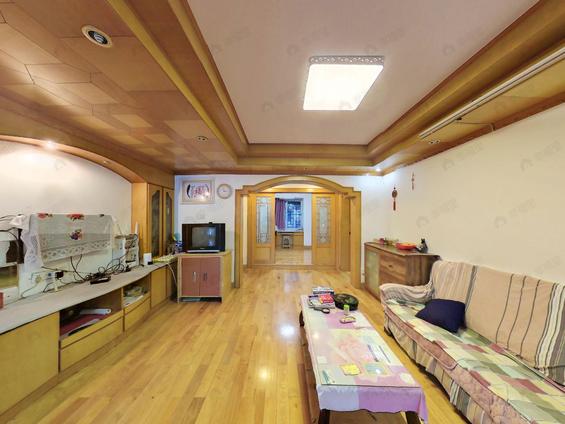 北京南北4室2厅和辉花园4室2厅 | 130.36㎡ | 南 北 | 和辉花园高楼层/共8层