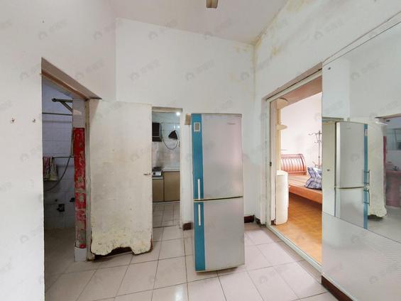 北京团结四村2室1厅48平高楼层/共6层