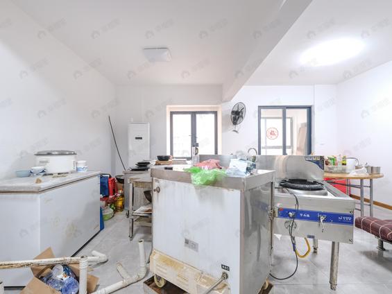 福州晋安福马路紫阳板状大四房人车分流全明通透4室2厅 | 147.54㎡ | 东 南北 | 福晟钱隆大第低楼层/共26层