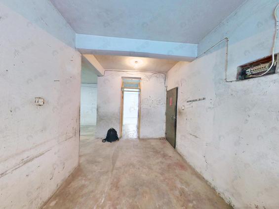 福州南北4室2厅车桥厂宿舍4室2厅 | 140.02㎡ | 南 北 | 车桥厂宿舍低楼层/共7层